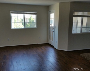 1401 Lomita Boulevard - Photo Thumbnail 3