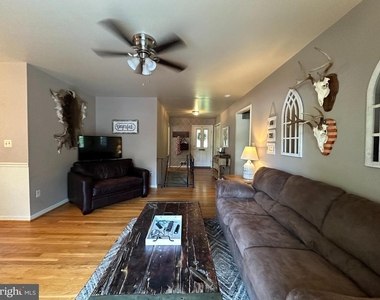 3910 Forest Grove Dr - Photo Thumbnail 9