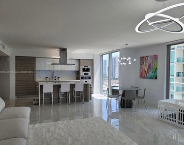 300 Sunny Isles Blvd - Photo Thumbnail 14