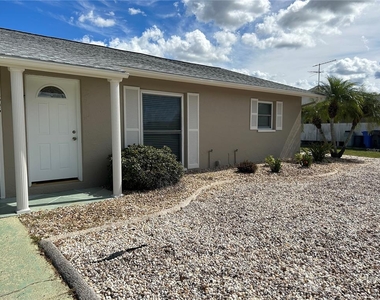 1803 El Rancho Drive - Photo Thumbnail 2