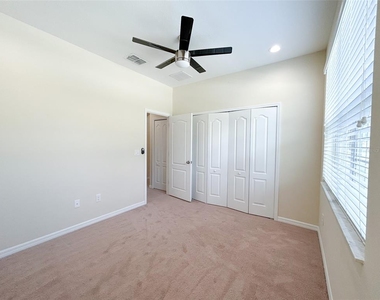 13814 Bee Tree Court - Photo Thumbnail 11