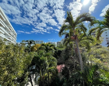 101 Ocean Lane Dr - Photo Thumbnail 16