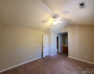 9933 Birch Knoll Court - Photo Thumbnail 8