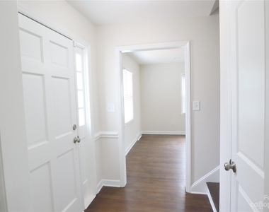 6607 Somersworth Drive - Photo Thumbnail 2