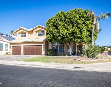 1256 E Palo Verde Street - Photo Thumbnail 2