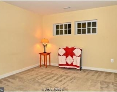 2181 Harithy Dr - Photo Thumbnail 13