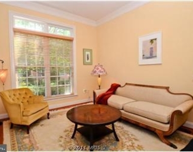 2181 Harithy Dr - Photo Thumbnail 2