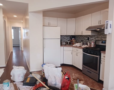 26th ave - Photo Thumbnail 3