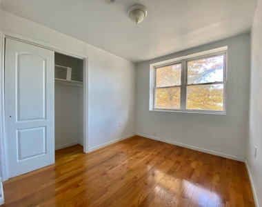 108 Martin Luther King Jr Place - Photo Thumbnail 5
