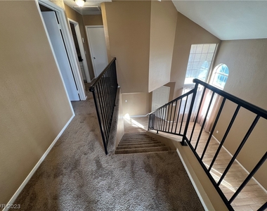 4140 Compass Rose Way - Photo Thumbnail 13