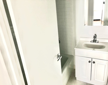 2600 Netherland Avenue - Photo Thumbnail 3
