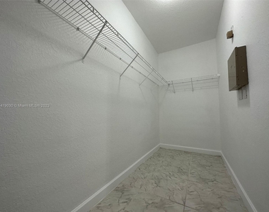 23683 Sw 113th Ave - Photo Thumbnail 15