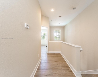 2709 Sw 119th Way - Photo Thumbnail 22