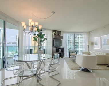 200 Sunny Isles Blvd - Photo Thumbnail 4