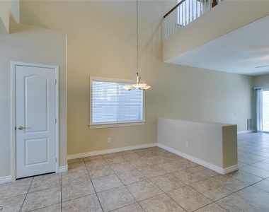 1527 Knudson Court - Photo Thumbnail 4