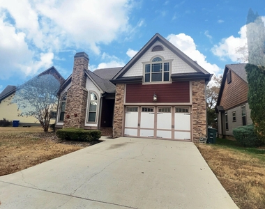 8385 Glenshire Ln - Photo Thumbnail 27