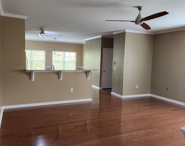 3203 Regency Ct - Photo Thumbnail 34