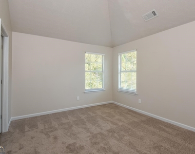 3720 Georgia Drive - Photo Thumbnail 11