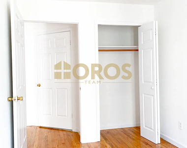 539 East 6th Street - Photo Thumbnail 6