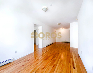 539 East 6th Street - Photo Thumbnail 1
