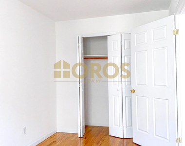 539 East 6th Street - Photo Thumbnail 7