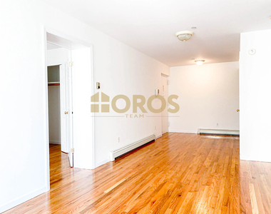 539 East 6th Street - Photo Thumbnail 2