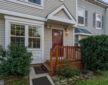 6645 Medinah Ln - Photo Thumbnail 1