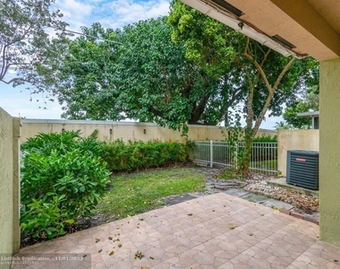 11429 Nw 34th Place - Photo Thumbnail 22
