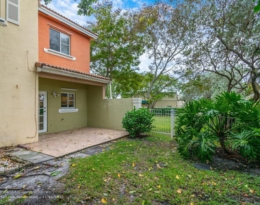 11429 Nw 34th Place - Photo Thumbnail 24