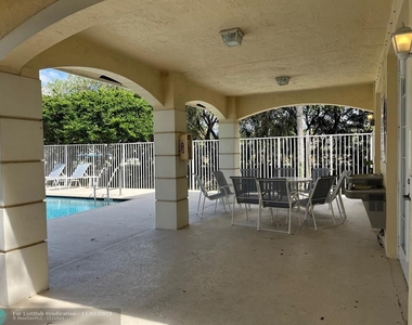 11429 Nw 34th Place - Photo Thumbnail 27