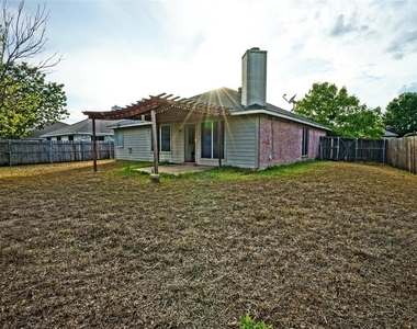 1025 Vaden Avenue - Photo Thumbnail 11