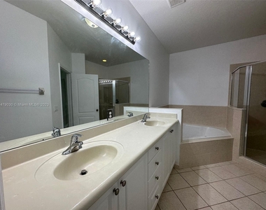 23683 Sw 113th Ave - Photo Thumbnail 17