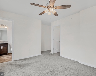 2761 Maplewood Cir - Photo Thumbnail 8