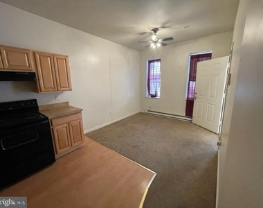 1802 W Montgomery Ave - Photo Thumbnail 2