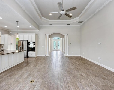 6715 Curzon Terrace - Photo Thumbnail 4