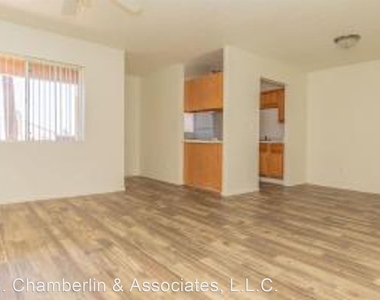 1802 W. Cholla Street - Photo Thumbnail 14