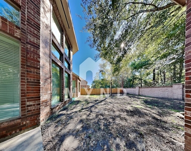 14603 Hampton Green Ln - Photo Thumbnail 24