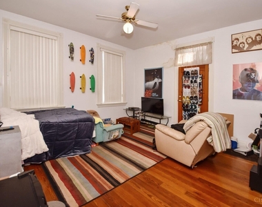 2329 Rohs Street - Photo Thumbnail 7