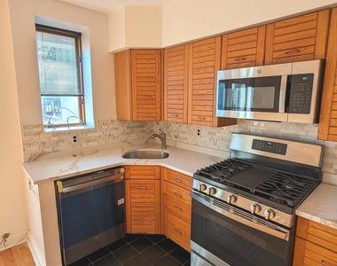 332 E Meehan Avenue - Photo Thumbnail 8