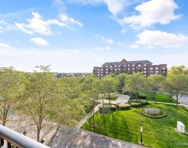 410 W Mahogany Court - Photo Thumbnail 14