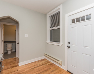 4417 Wolcott Avenue - Photo Thumbnail 5