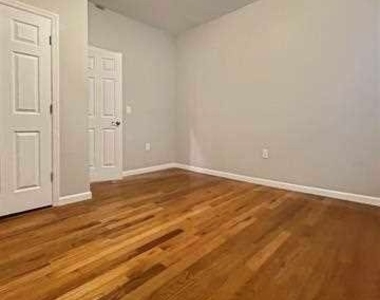 101 Bidwell Avenue - Photo Thumbnail 5