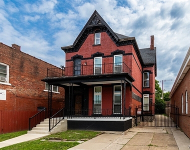 231 Niagara Street - Photo Thumbnail 1