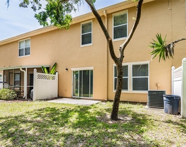 16307 Fairford Palms Court - Photo Thumbnail 27