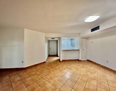 10755 Sw 108 Av - Photo Thumbnail 9