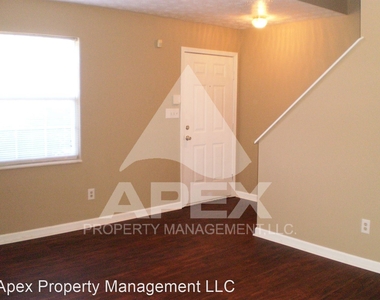 9130 Cedarpark Lane - Photo Thumbnail 4