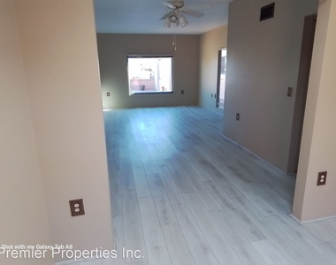 752 W Rio San Pedro - Photo Thumbnail 6