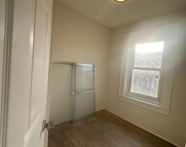 95 Spruce St - Photo Thumbnail 1