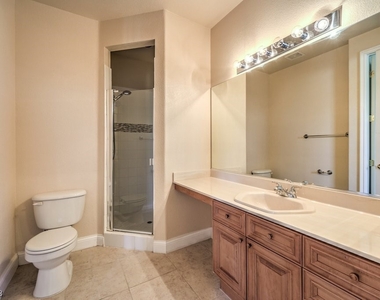 5685 San Florentine Avenue - Photo Thumbnail 27