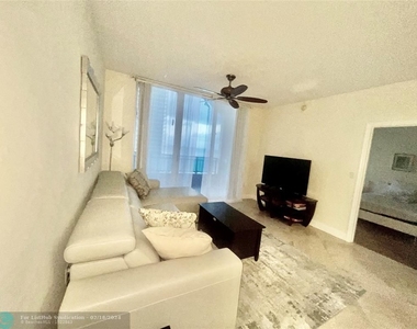 2080 S Ocean Dr - Photo Thumbnail 15